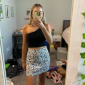 Forever 21 leopard print skirt